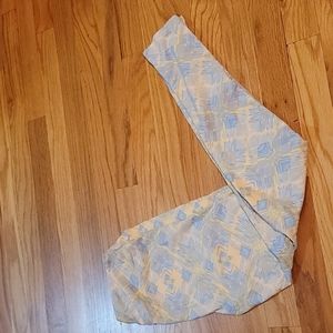 LuLaRoe Leggings *perfect for spring and Easter